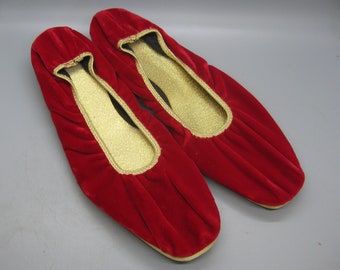 Vintage 60s Red Velvet Mrs. Claus Christmas Slippers Shoes 7 - 7.5