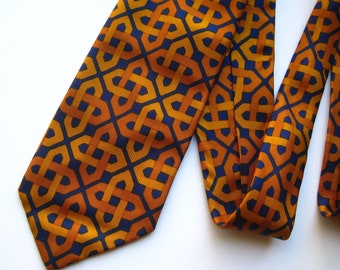 Vintage Pauline Trigere Blue & Gold Italian Silk Men's Neck Tie Necktie Cravatte