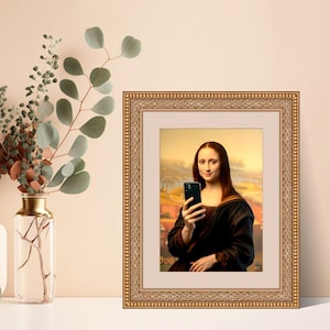 Modern Mona Lisa Wall Art—Renaissance Portrait with Smartphone | Funny Digital Art Print | Contemporary Home Decor