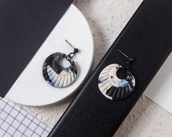 Black, beige and white marbled handmade polymer clay earrings. Minimal, bauhaus, art deco, geometric modern jewelry, eighties dangles