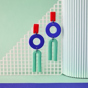 Boucles d'oreilles style Memphis en pâte polymère : pendentifs géométriques colorblocks années 80