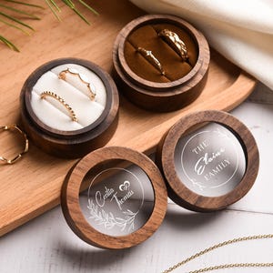 Aangepaste houten ringdoos, gepersonaliseerde huwelijksceremonie ronde doos, gegraveerde verlovingsringhouder, bruidscadeau voor haar, valentijnscadeau
