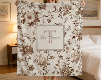 Gepersonaliseerde deken met toile-monogram, geweven bloemendeken met achternaam, gezellige bankdeken, perfect cadeau voor housewarming of pas getrouwd