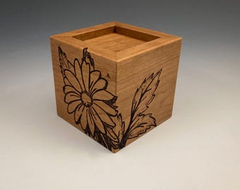 Cherry Keepsake with woodburnt Daisy