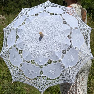 Bridal umbrella, Parasol, uv umbrella, wedding umbrella, lace umbrella with handmade Battenburg lace in white color White wedding parasol