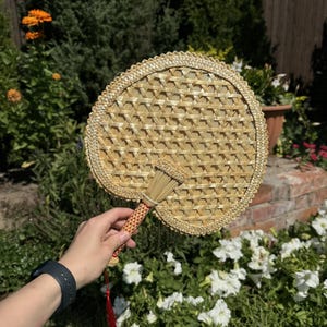 Cosplay Handheld Fan, Handmade Straw Design, Lightweight and Breathable Fan, Essential Cosplay Accessory, Straw Fan, Gift for Fans