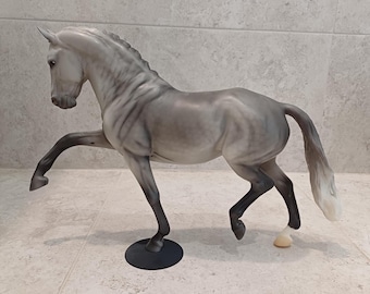 Totilas, Salinero and Huckleberry Replacement Stands for Breyer Horse (3D printed resin)