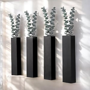 Schwarze Wandvase für Zimmerpflanzen - Holzvase für Trockenblumen & künstliche Grünpflanzen, modernes Wohnzimmerdekor