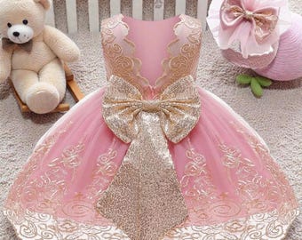 Vestido blanco para ocasiones especiales de niñas