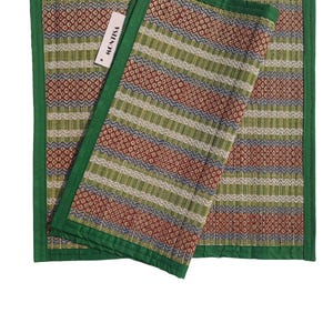 Handwoven Madurkathi Grass Pooja Aasan: Hindu Meditation Mat