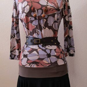 Geometric pattern mix color print top with 3/4 sleeves plus made in USA (v138)