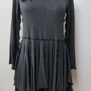 dark gray color long sleeve top with separate belt plus made in USA. vn107 image 2