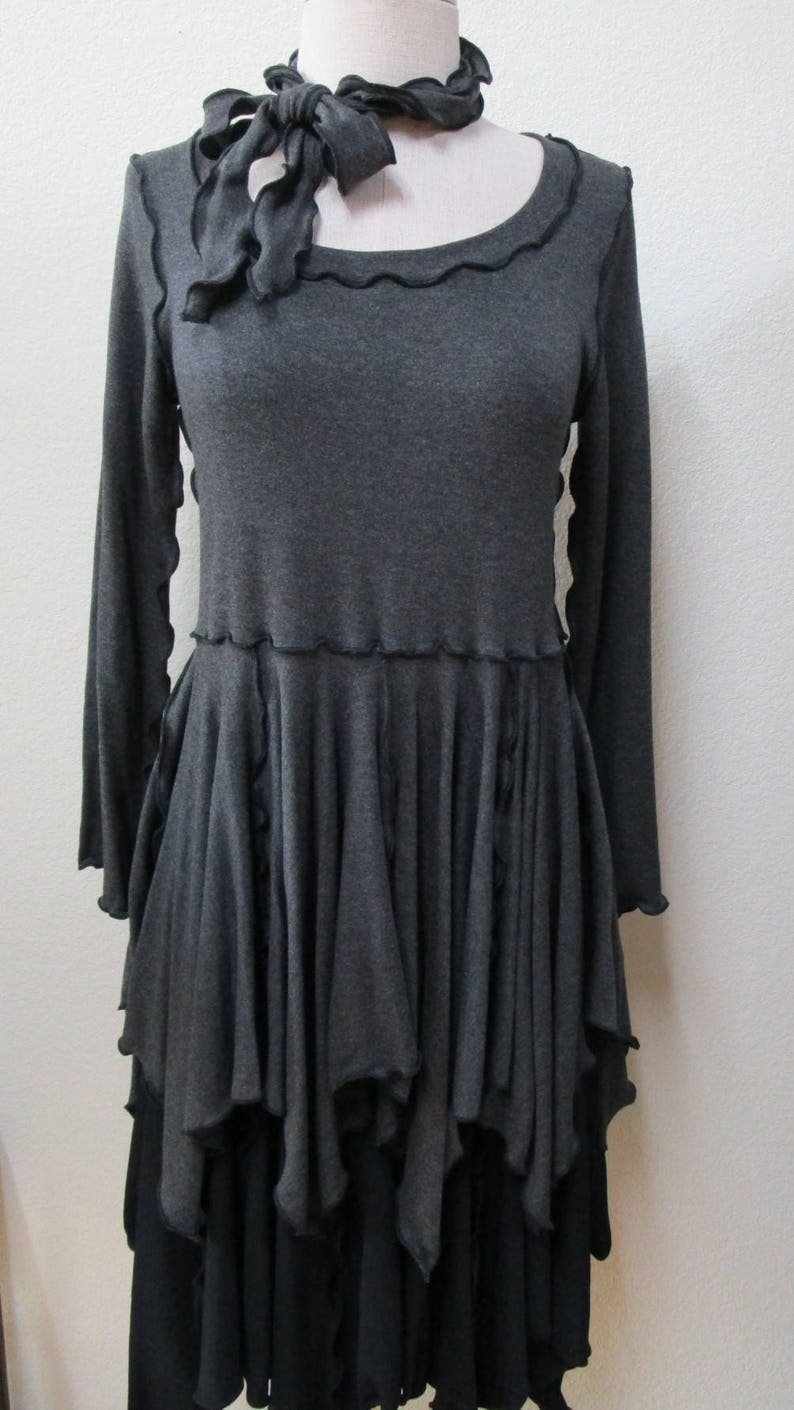 dark gray color long sleeve top with separate belt plus made in USA. vn107 image 2