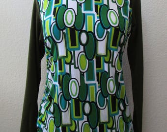 Geometric pattern with bronze green turtleneck top plus made in LOCAL U.S.A  (V143)