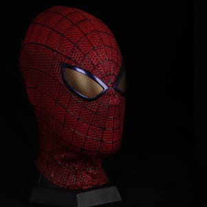 Customizable masks Handmade The Amazing Spider-Man 1 Cosplay mask with 3D printed face shell and magnetic lenses