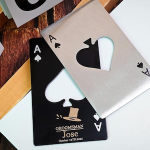 Aangepaste gegraveerde roestvrijstalen schoppenaas flesopener-poker flesopener-casino speelkaart cadeau voor bruidsjonkers, bruiloft, feest