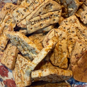 Healthy dog treats, organic dog, natural dog, homemade dog treat biscuits, cheese flavored dog biscuit, gluten free dog treats, cheese treat