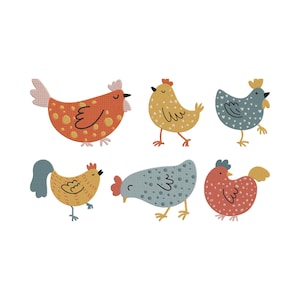 Peut inclure: Six poulets de dessin animé colorés. Chaque poulet est d'une couleur différente, notamment orange, jaune et bleu, avec divers motifs tels que des pois et des lignes ondulées. Ils ont des crêtes et des becs rouges et sont dans différentes poses.