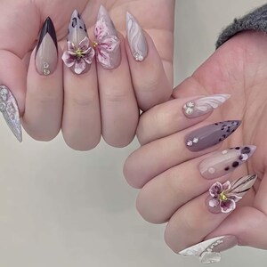 Wedding nails ,French Nails hand painted nail,custom press on nails,3D Nails,Campanula Nails,Acrylic Nails  ,floral nails,Girl Nails,gift