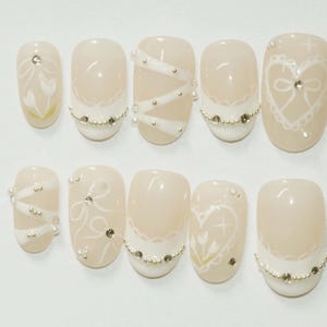 Wedding nails , French Nails hand painted nail,custom press on nails,3D Nails,Almond Nails,Acrylic Nails  ,White nails,Floral Nails