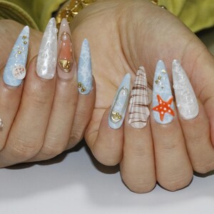 Wedding nails ,Sea fish Nails hand painted nail,custom press on nails,3D Nails,Campanula Nails,Acrylic Nails  ,floral nails,Pink Nails