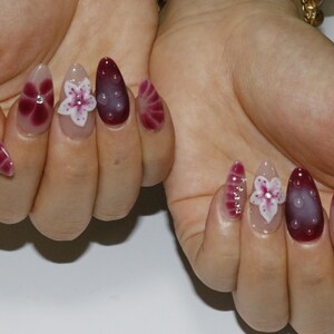 Wedding nails ,Flower Nails hand painted nail,custom press on nails,3D Nails,Campanula Nails,Acrylic Nails  ,floral nails,Purple Nails,gift