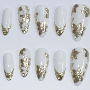 Wedding nails ,champagne Nails hand painted nail,custom press on nails,3D Nail,Almond Nails,Acrylic Nails  ,Girl gift,Dreamy nails,Girl gift