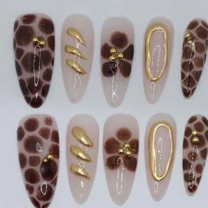Wedding nails ,Brown Nails hand painted nail,custom press on nails,3D Nails,Almond Nails,Acrylic Nails  ,Girl gift,Dreamy nails