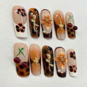 Wedding nails ,Flower Nails hand painted nail,custom press on nails,3D Nails,Campanula Nails,Acrylic Nails  ,Brown nails,Cute Nails,gift