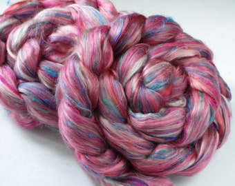 Bamboo, Recycled Sari Silk & Mint eco friendly blended top roving spinning fibre 100g – ‘Moonage Daydream’ pink blue flecks tweed fiber