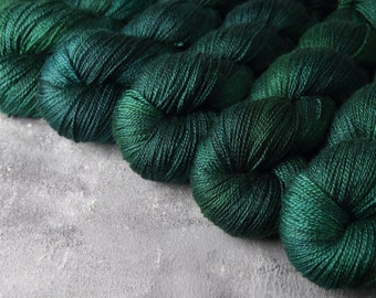 Lace weight British Wool & Silk hand-dyed knitting yarn 100g - 'Monstera' dark green semi solid BFL Bluefaced Leicester laceweight blend