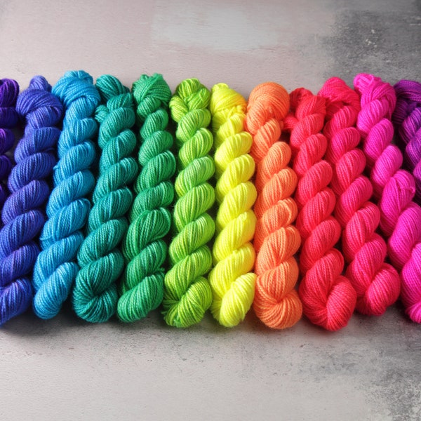 Neon Rainbow Gradient 12 x 20g merino miniskeins pack pure wool 4ply / fingering / sock - minis set mini fluorescent