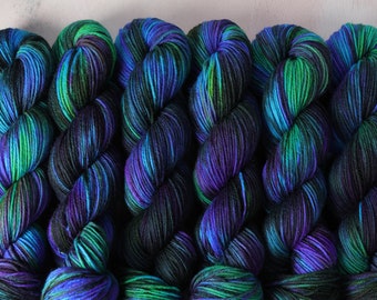 DK British Bluefaced Leicester wool superwash hand-dyed knitting yarn 100g - 'Outer Planets' (mottled black, purple, turquoise, green, neon)