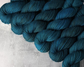 DK British Bluefaced Leicester pure wool superwash hand-dyed knitting yarn - 'Spirulina' deep turquoise blue/green