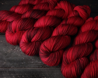 Merino 4 ply/ fingering/ sock weight 100% wool superwash hand dyed knitting yarn 100g - 'Dahlia' semi-solid tonal deep red