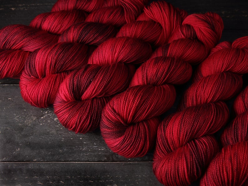 Pure Merino 4 ply/fingering/sock weight wool superwash hand dyed knitting yarn 100g 'Dahlia' semi-solid deep red image 1