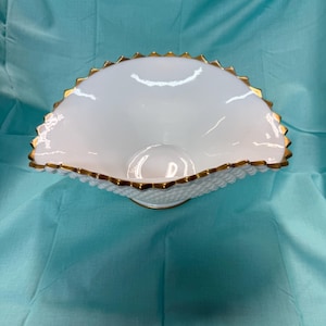 Vintage Milk Glass bowl
