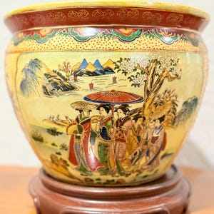 Hand-painted Royal Satsuma planter