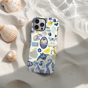Italienische Sommer Collage Handyhülle, Limoncello, Ciao Bella, Mediterrane Blaue Zitrone Küsten Design für iPhone 16 15 14 13 12 11 Pro Max