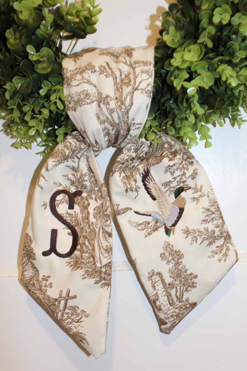 Brown Toile Wreath Sash