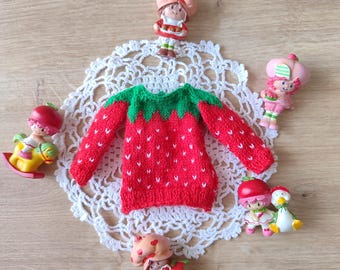 Strawberry sweater for Blythe and similar 1/6 size doll