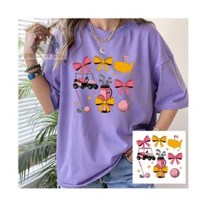 Preppy Golf Girl Coquette Png, Par Birddie Golf Preppy Png, Shirtafbeelding, Golfkar, Custom Preppy Golf Masters Design, Coquette Golf Tee png