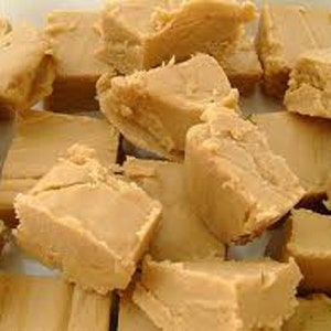 1 1/4 lb  Maple Fudge