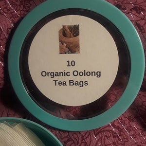 10 Organic Oolong Tea Bags in Magnetic Tin
