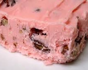 1 1/4 lb Strawberry Fudge