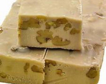 1 1/4 lb Maple Walnut Fudge