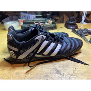 adidas gazelle silver green womens Adidas Predator Sala Black/White main image 1