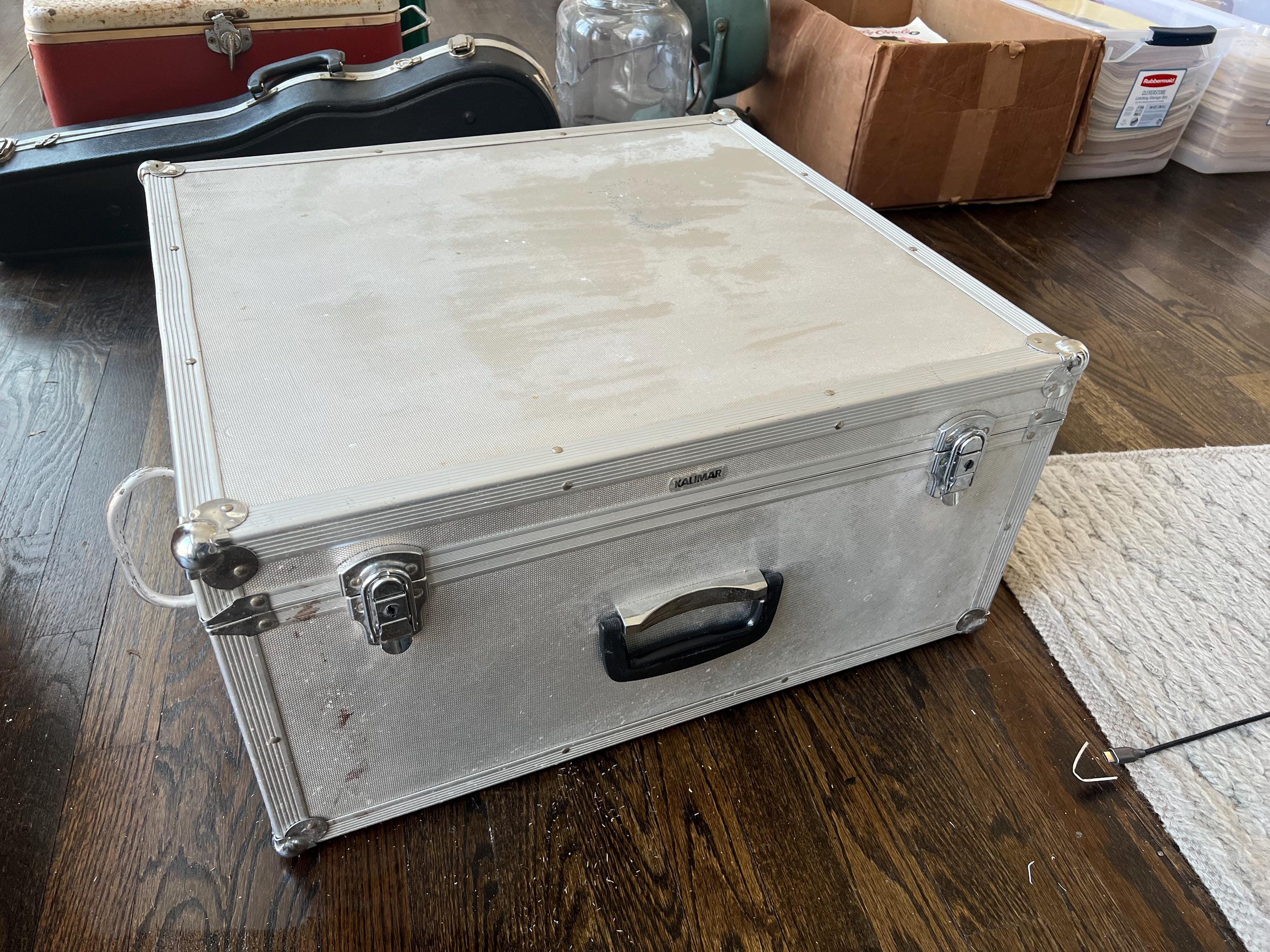 Vintage aluminum suitcase - Etsy 日本