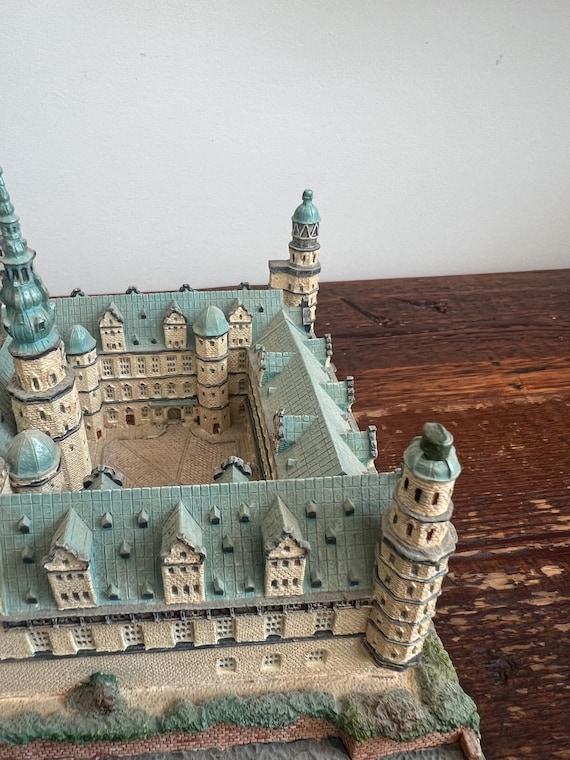 Danbury Mint Enchanted Castles of Europe Kronborg Castle Elsinore