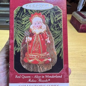 1999 Hallmark Keepsake Ornament Red Queen Alice In Wonderland Madame Alexander